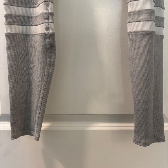 Alo Yoga High Rise Legit Legging - Picture 8 of 13